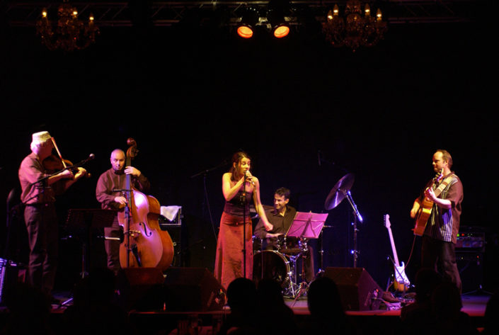 Mit NUNU! @ Theaterzelt Schloss 2008